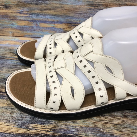 Clarks Womens Sliders Slip on Sandals Cutout Accent Leather Size 11N - Picture 8 of 11
